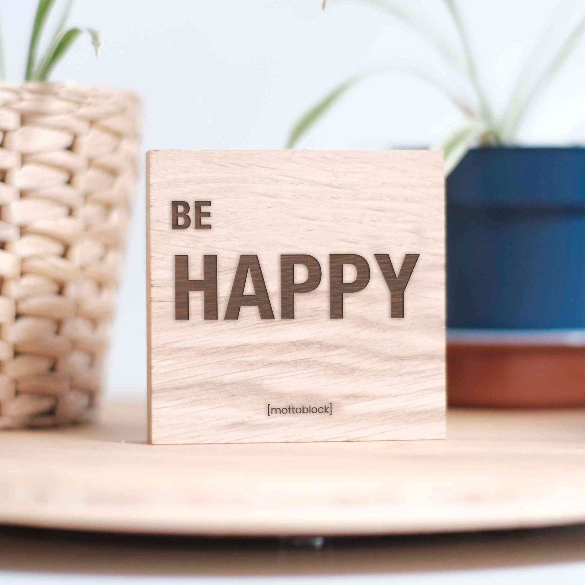 mottoblock | Be Happy