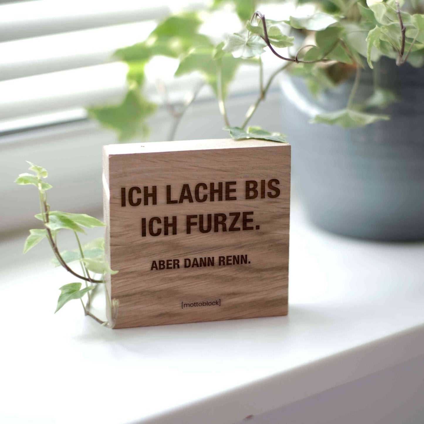 mottoblock | Lachen bis zum Furz